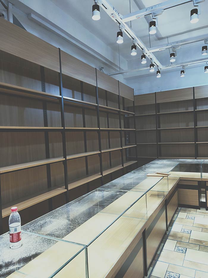 鄭州市良鈺煙酒商行貨架案例